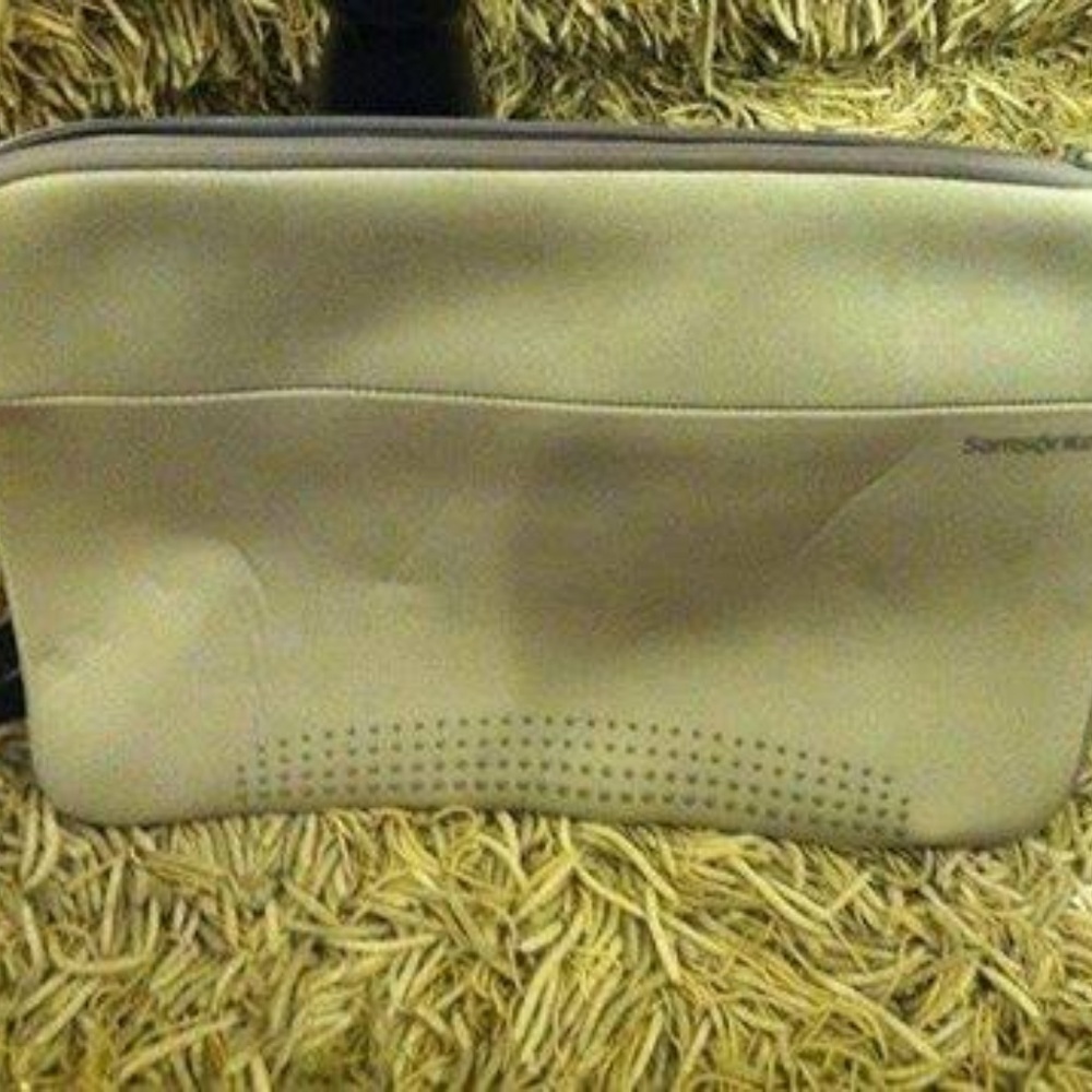 Samsonite Laptop Sleeve(Brand New)